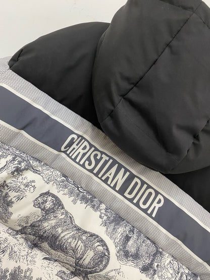 Christan Jacket